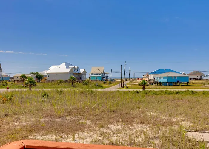 Breezy Dauphin Island Vacation Rental With Deck!